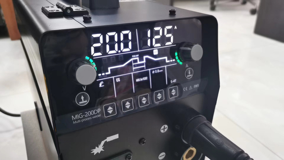 큰 LED 디스플레이 5kg 와이어 스푼 가스 없는 알루미늄 MIG 용접기 AC220V 입력 전압