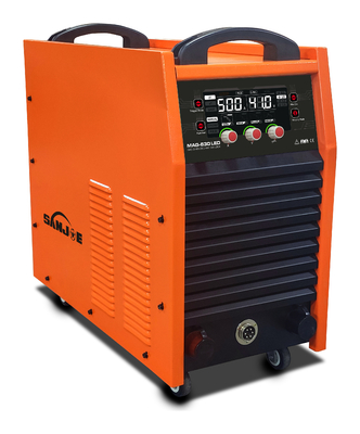 콤팩트하고 강력한 MIG 용접기 24.7KVA 등급 입력 전력 605x310x595mm 기계 크기